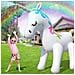 Unicorno Gonfiabile Gigante Con Spruzzatore D'acqua Sul Corno. 220x120 Cm. 120x70x220 Cm. Colore Bianco - Foto miniatura 3