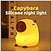 Luce Notturna Capibara - Lampada Da Comodino Led In Silicone Morbido Con Sensore Tattile E Timer - Foto miniatura 5