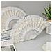 Ventaglio Da Danza In Pizzo Bianco Elegante, Accessorio Fotografico E Decorazione Per La Casa   Modello 1 - Foto miniatura 2
