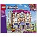 Friends 42704 Grand Hotel di Heartlake City, Giocattolo con 6 Mini Bamboline, 2 Animali e Accessori, Regalo Bambine 9+ - Foto miniatura 9