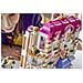 Friends 42704 Grand Hotel di Heartlake City, Giocattolo con 6 Mini Bamboline, 2 Animali e Accessori, Regalo Bambine 9+ - Foto miniatura 15