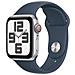 Watch SE GPS + Cellular Cassa 40mm in Alluminio Argento con Cinturino Sport Blu Tempesta - S /M - Foto miniatura 2