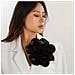 Spilla Con Fiore Grande E Vistoso In Tessuto Satinato Black - Foto miniatura 3