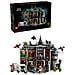 DC Batman 76300 Arkham Asylum, Costruzione per Adulti da Esposizione con 16 Minifigure, Regalo da Collezione per i Fan - Foto miniatura 36
