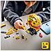 Editions 43022 Casco di Lewis Hamilton Scuderia Ferrari HP, con Minifigure F1 da Collezione, Regalo Ragazzi e Fan 14+ - Foto miniatura 11