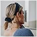Travel Set Hair Borsa Di Seta, Maschera Per Dormire, Scrunchie S & Scrunchie M - Foto miniatura 2