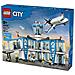 City 60502 Aeroporto con Aereo Giocattolo, Modello con Terminal, Aeroplano, 9 Minifigure e Accessori, Regalo Bambini 8+ - Foto miniatura 14
