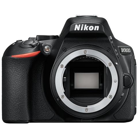D5600 + AF-P DX 18-55mm + AF-P DX 70-300mm, Kit fotocamere SLR, CMOS, 6000 x 4000 Pixel, 6000 x 4000, 4496 x 3000, 2992 x 2000, 23,5 x 15,6 mm, DX - Foto 1