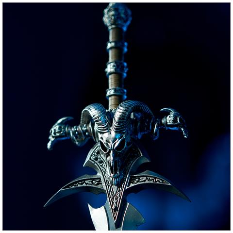 Replica Da Collezione Frostmourne Per Il 20° Anniversario Di World Of Warcraft - Foto 2