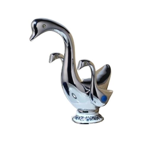 Rubinetto per lavabo da bagno, Blackswan, tipo M257 Lebada, modello cromato con motivo in ceramica bianca, misura 22 cm - Foto 1