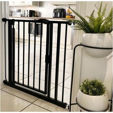 Safetots Cancelletto Per Scale A Pressione Con Chiusura Automatica, 118,2cm - 125,2cm, Nero Opaco - Foto 2