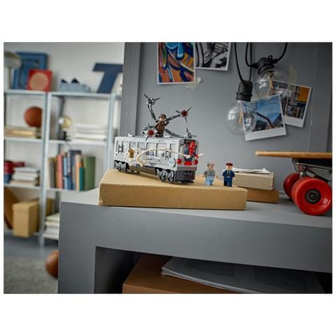 Spider-Man contro Doc Ock: duello sul treno - Foto 27