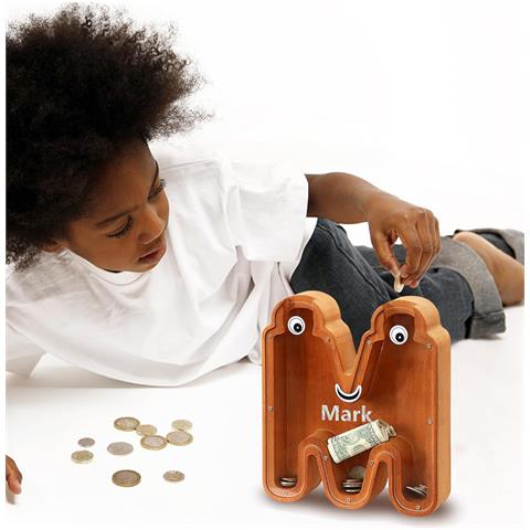 Salvadanaio A Forma Di Lettera M In Legno 20,6 X 4 X 23 Cm - Foto 3