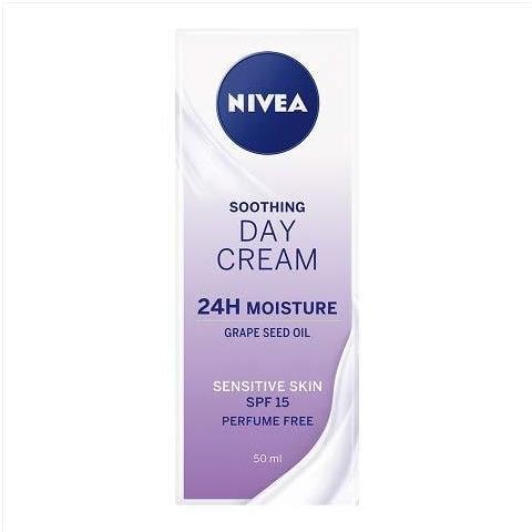 Essentials Crema Giorno Sensibile Capacita 50mll - Foto 1