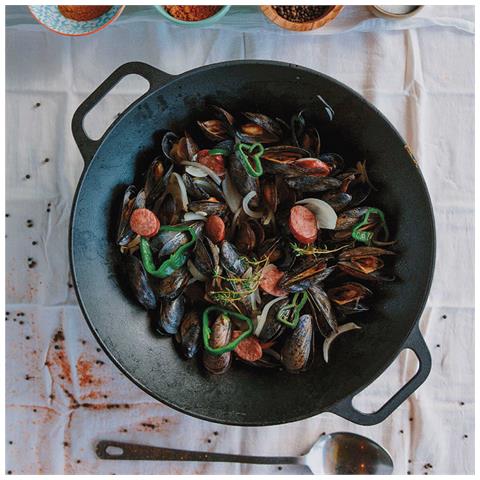 37291 Wok In Ghisa Stagionata Induzione Da 35,5 Cm Per Fuoco, Barbecue, Forno Nero - Foto 8