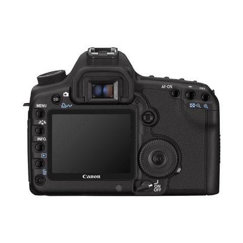 EOS 5D Mark II + EF 24-105mm f4L IS USM - 5616 x 3744, CMOS, 3" LCD, USB - Foto 1