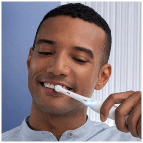 Spazzolino Elettrico Oral-B IO Series 7N con Custodia da Viaggi Colore Bianco - Foto 7