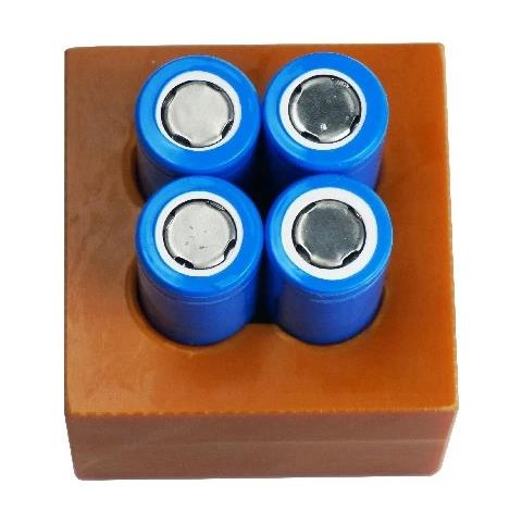 Forma Per Saldatura 4 Batterie 18650 - Costruzione Stabile, Materiale Bakelite | Capacità: 4 Celle | Uso Per Saldatura Batterie - Foto 1