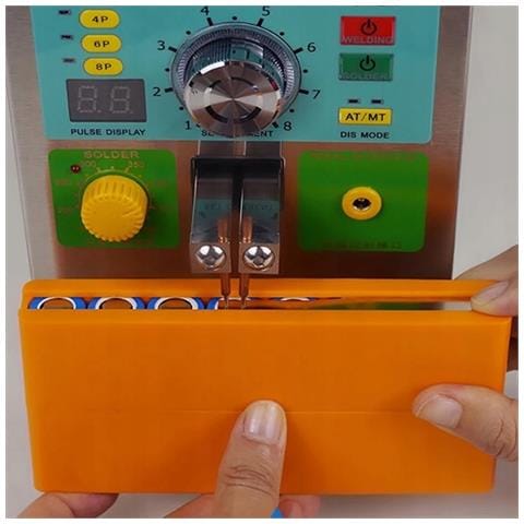 Forma Per Saldatura Batterie 6x16 - Struttura Stabile, Materiale Bakelite | Capacità 96 Celle | Uso Per Saldatura Batterie - Foto 2