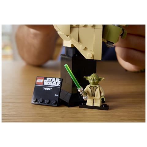 Star Wars 75438 Busto di Yoda, Kit di Modellismo per Adulti con Spada Laser e Minifigure da Collezione, Regalo per Fan - Foto 2