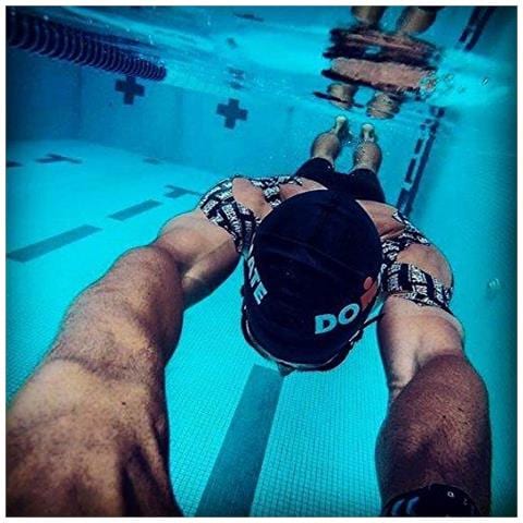 Kinesiologia Tape Atleti Extra Sticky Water Resistant Ridurre Il Dolore E Lesioni Recupero 5cm X 5m Uncut H2o Nero Logo - Foto 3