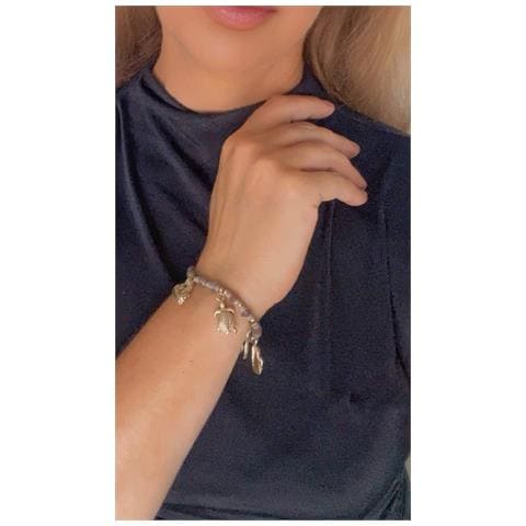 Bracciale Elastico Con Ciondoli Dorati E Resine Nei Toni Del Rosa - Foto 3