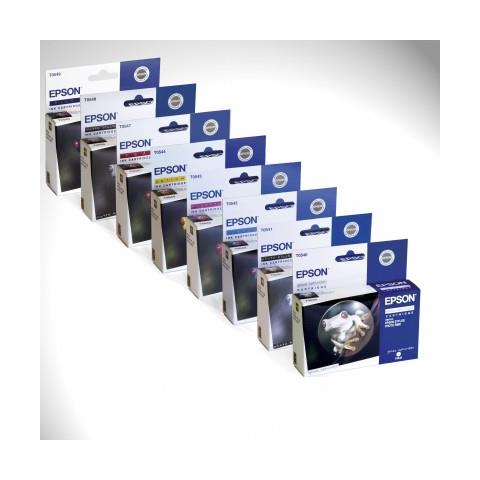 C13T054140 Cartuccia Ink Originale Nera per Stylus Photo R800 Capacità 550 Pagine - Foto 5