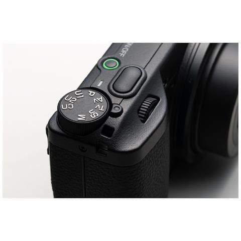 Fotocamera GR IV 25.74MP CMOS Full HD Touch Screen Wi-Fi Memoria 53000MB Nero - Foto 2