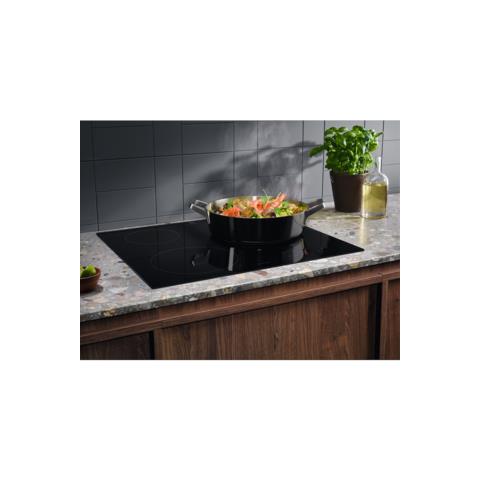 Serie 300 CIB60320CK Nero Da incasso 60 cm Piano cottura a induzione 3 Fornello (i) - Foto 2