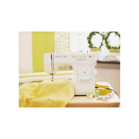 Macchina per cucire H | CLASS E10 - Foto 2