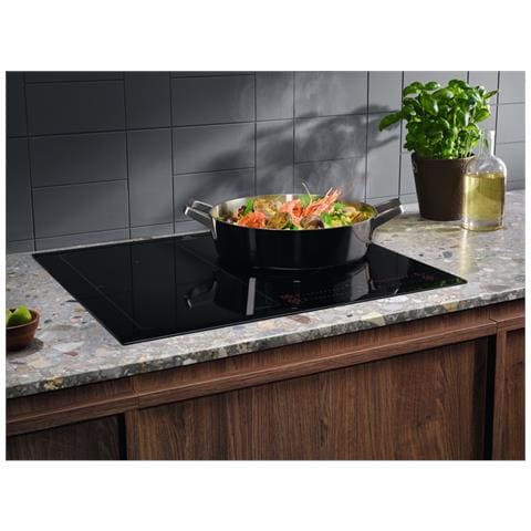 Serie 700 EIS62453IZ Nero Da incasso 60 cm Piano cottura a induzione 4 Fornello (i) - Foto 2