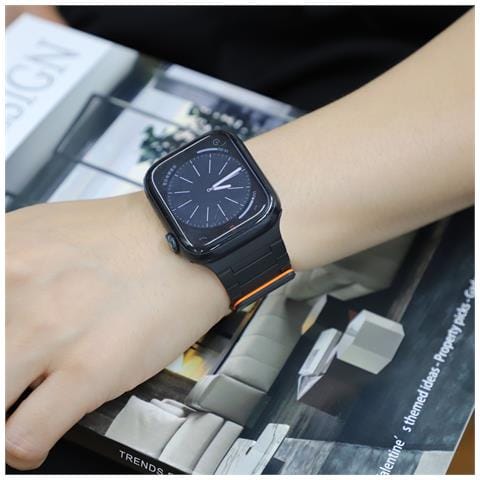 Cinturino Magnetico Loop Per Apple Watch (42/44/45/49mm) - Brevetto Ue Black Orange - Foto 5