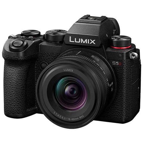 Kit Lumix S5 + S 18-40mm / F4.5-6.3 Zoom Corpo MILC 24,2 MP CMOS 4K Ultra HD Nero - Foto 1