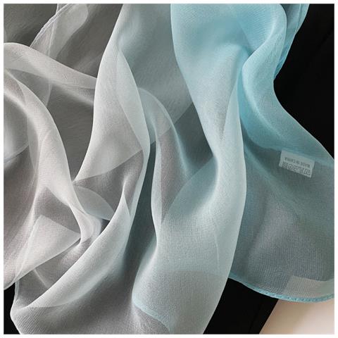 Sciarpa Shimmer: Elegante Sciarpa In Chiffon Di Perla Lightblue - Foto 2