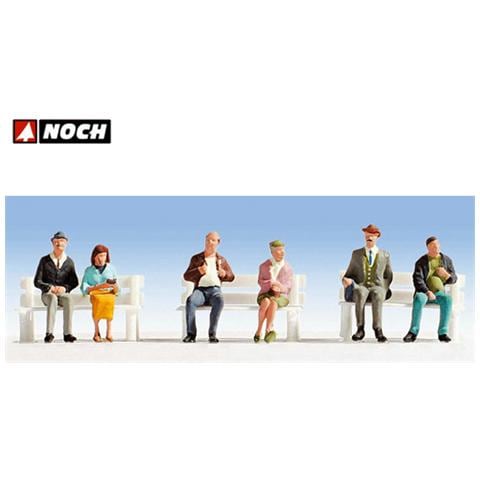 Viaggiatori seduti (senza panchine) 6 personaggi HO - Foto 1