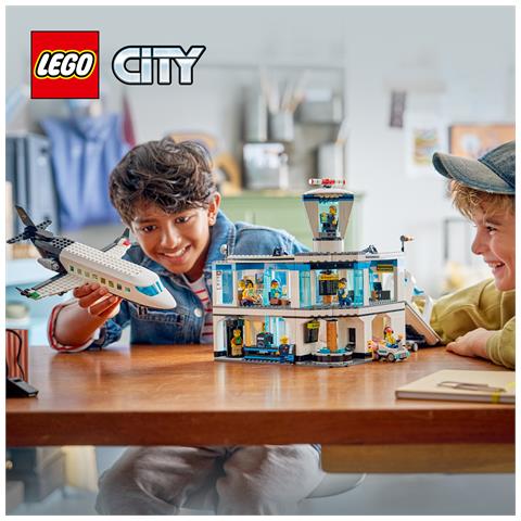 City 60502 Aeroporto con Aereo Giocattolo, Modello con Terminal, Aeroplano, 9 Minifigure e Accessori, Regalo Bambini 8+ - Foto 20