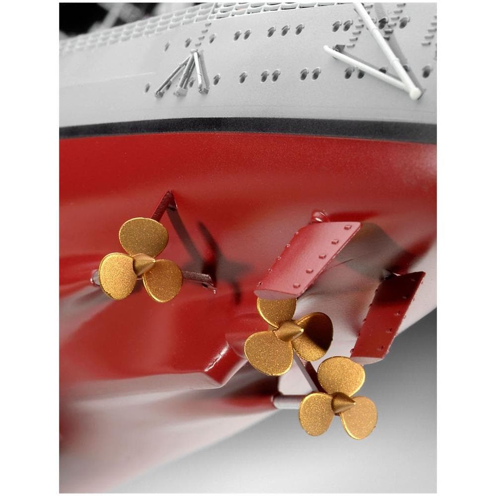 Battleship Bismarck Ship () 1:350 Scale Level 4 Model Kit - Foto 2