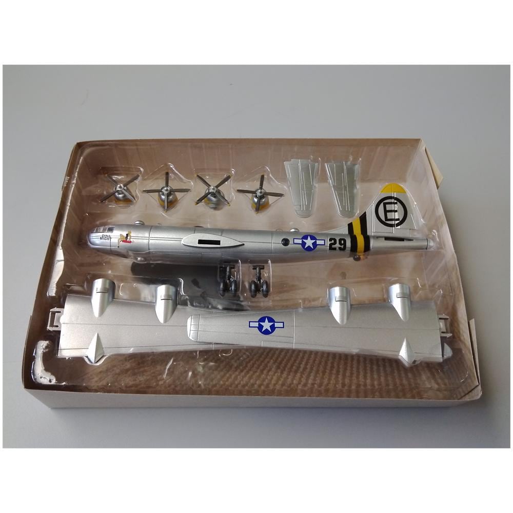 Kit 1:48 2'War Aereo B-17 (7/2014) 20103 - Foto 1