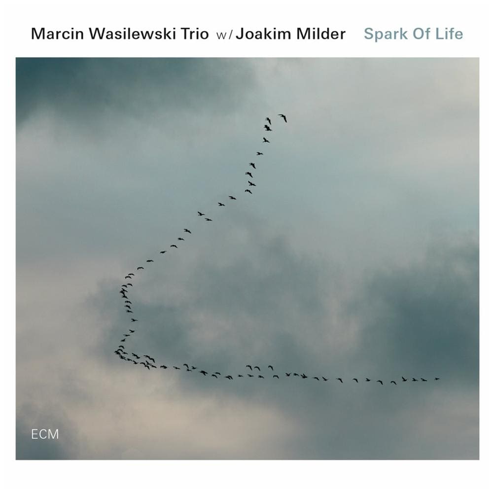 Marcin Wasilewski Trio & Joakim Milder - Spark Of Life - Foto 1