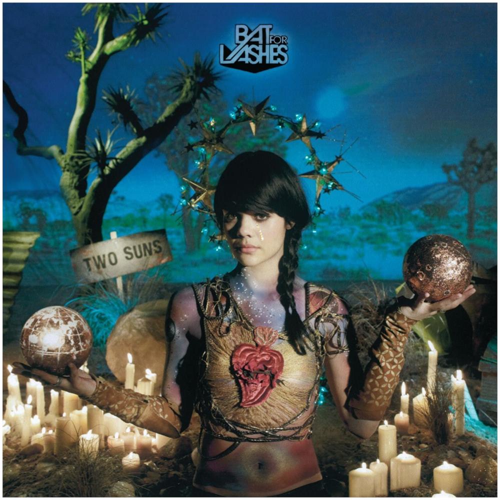Bat For Lashes - Two Suns - Foto 1