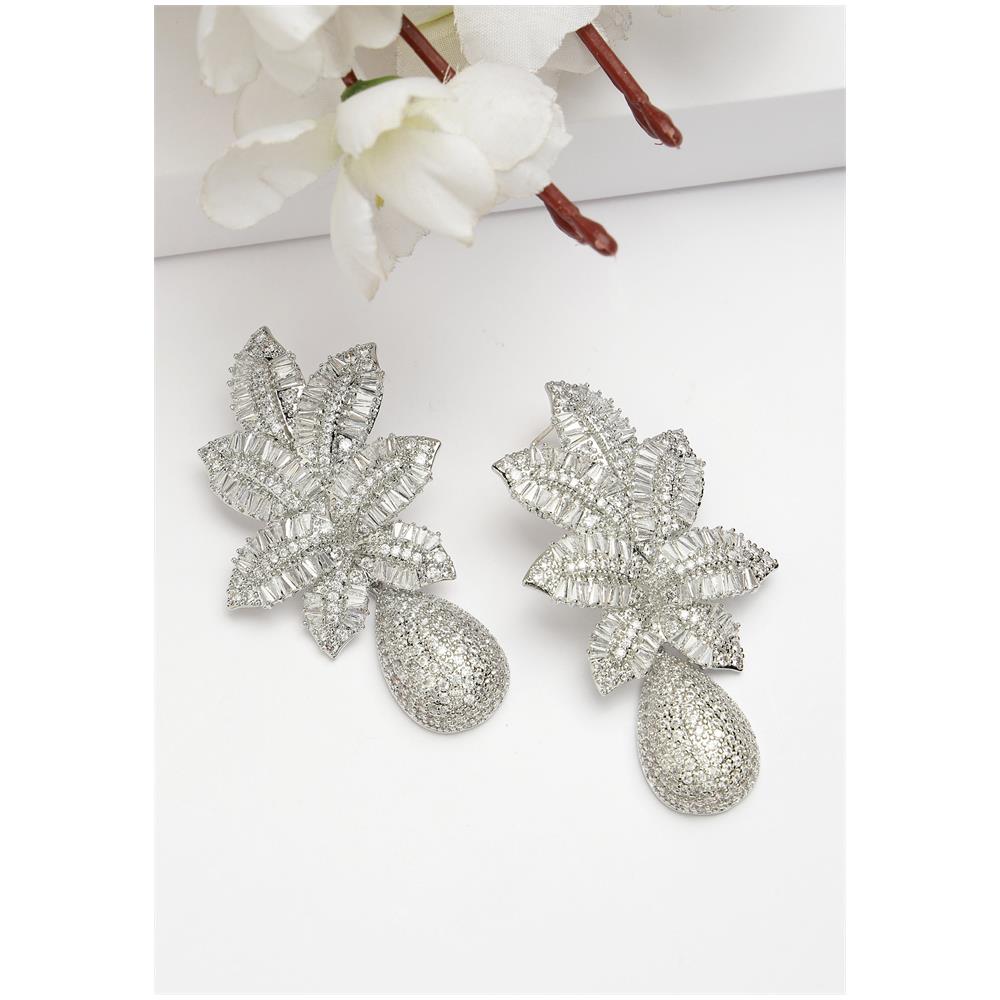 Orecchini Pendenti a Petalo con Zirconi Cubici Collezione Diva - Foto 1