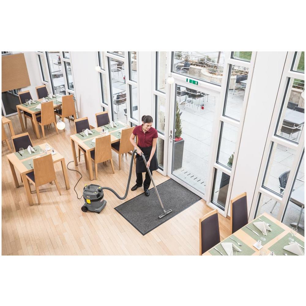 KARCHER Aspiratore a Traino NT 22/1 Ap Te L Capacità 22 Litri 1300 Watt Colore Nero Grigio Giallo NA10839