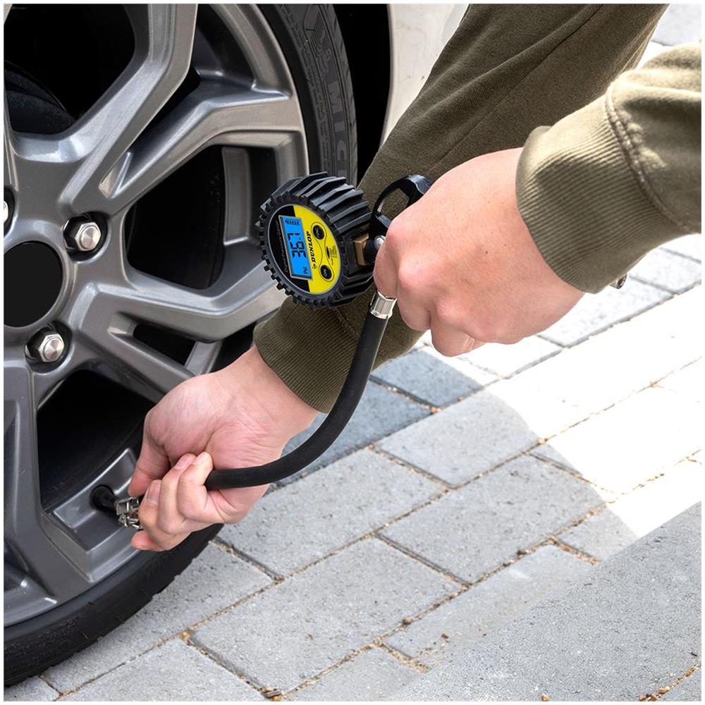 Manometro Digitale per Auto Bici Moto con Attacco Universale Tubo Aria da 30cm - Foto 2