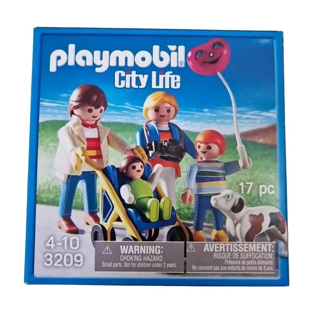 Passeggiata in famiglia con passeggino - Foto 1