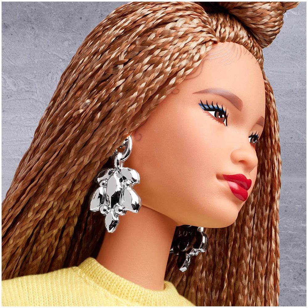 Barbie BMR1959 Bambola Snodata con Chignon e Look Sportivo, GHT91 - Foto 6