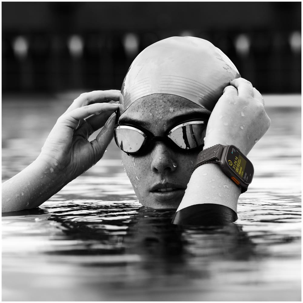 Watch Ultra 2 GPS + Cellular 49mm Cassa Titanio Nero con Titanio Nero Milanese Loop - S - Foto 4