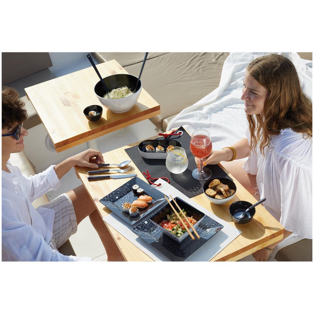 Servizio Da Tavola Realizzato In Melamina Al 100%, Bpa Free. Lavabili In Lavastoviglie. Con Un Anello Antiscivolo Alla Base Che Ne Impedisce Lo Scivolamento Sul Tavolo. - Foto 2