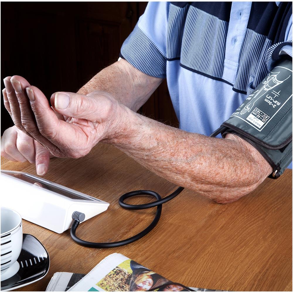 Bpm400 Misuratore Di Pressione Sanguigna Da Braccio Automatico Manicotto 22-42 Cm - Certificato Medicalmente - Rilevatore Digitale Di Pressione Arteriosa Aritmia E Battito Cardiaco - Ampio Display Lcd - Foto 6