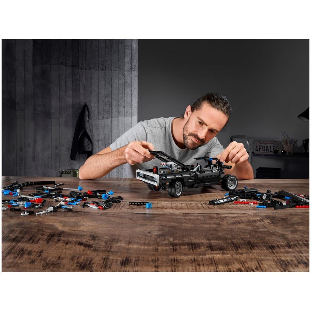 42111 - Technic - Fast And Furious - Dom's Dodge Charger  - Foto 10