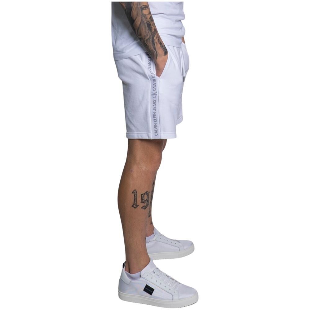 Calvin Klein Jeans K10K105316 Verde - Abbigliamento Shorts / Bermuda Uomo  54,95 €